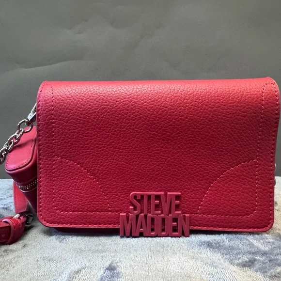 Steve Madden Bold Red Crossbody Bag - Picture 2 of 4
